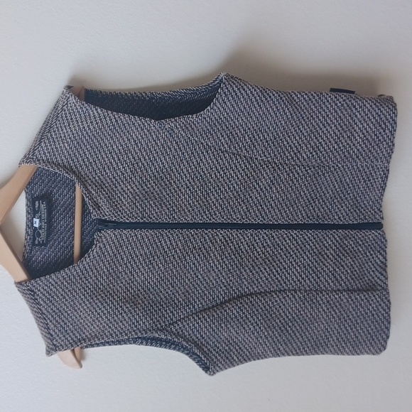 Cold Air Design Jacksonhole, WY Women's Front Zipper Vest Base Layer Outdoors - Picture 1 of 7